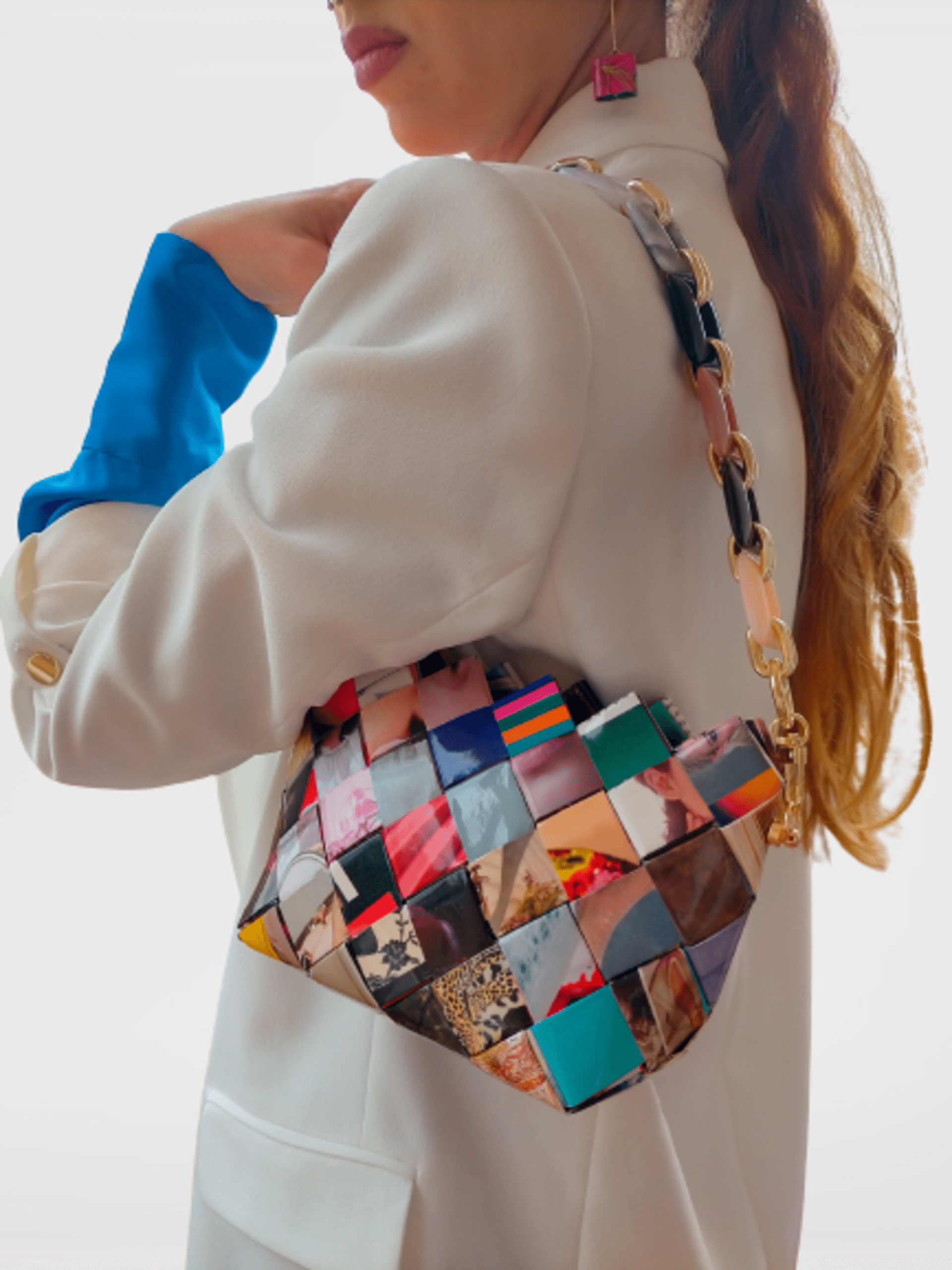 Isabel Puig Carteras de papel reciclado